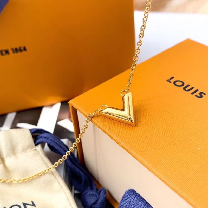 Louis Vuitton Necklaces